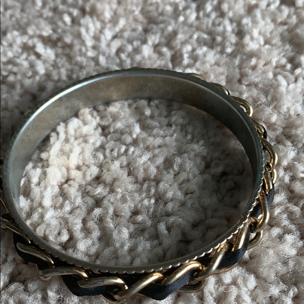 Solid ribbon bracelet - Picture 3 of 3